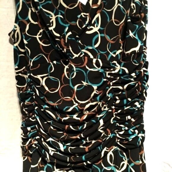 Maggy Boutique Fit & Flare Dress Black Multicolored Pleated Waist V-Neck Sleevel - Picture 2 of 6